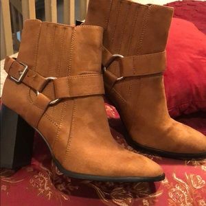 BCBGeneration chocolate suede ankle boots NWT
